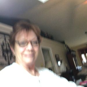 Meet your Posher, Linda